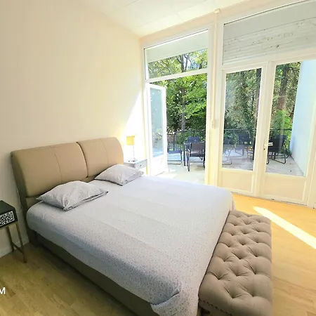 Villa Les Logis Du Château La Vergne (Charente-Maritime)